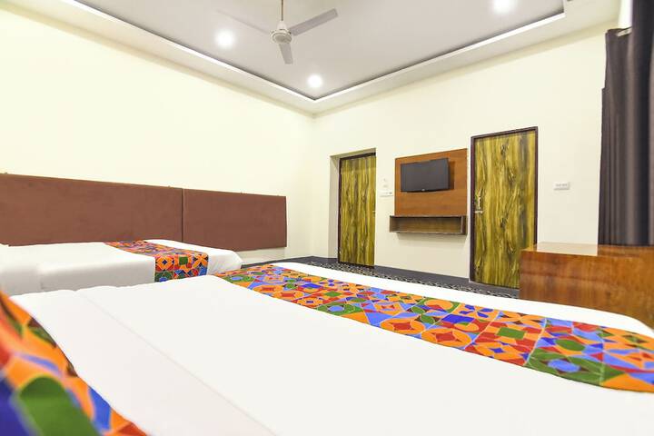 Room 17 of 27