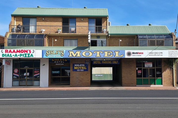Hotel 18 of 18