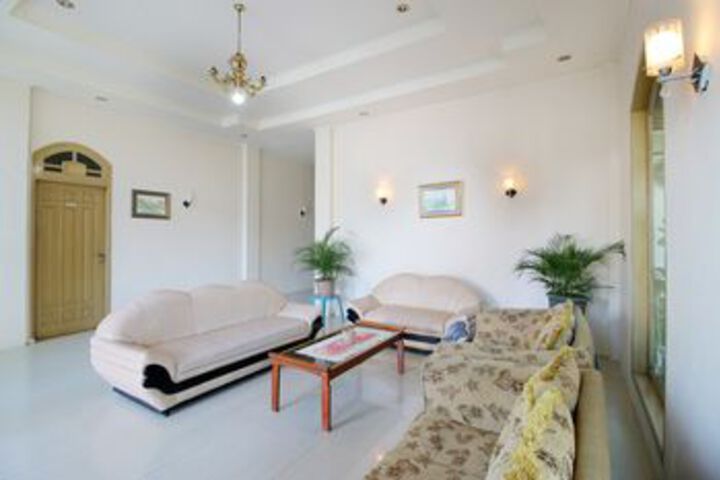 Hotel Interior 16 of 18