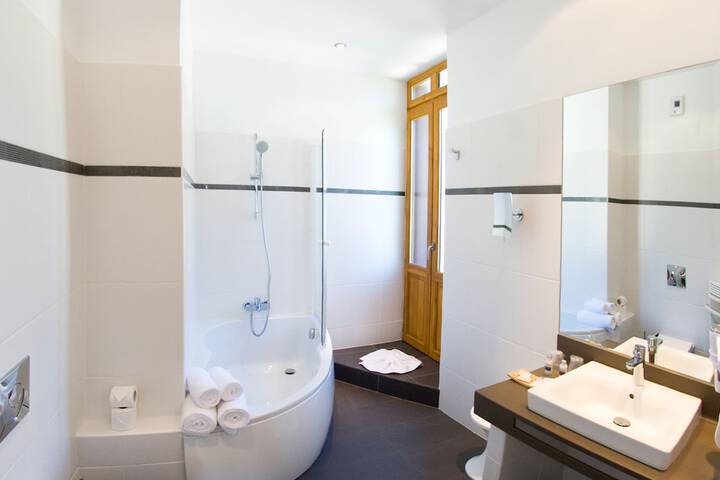 Bathroom Interior Photo