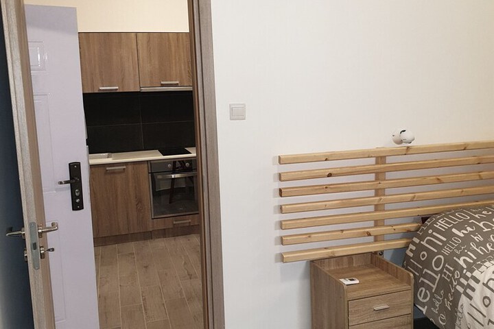 Room 12 of 29