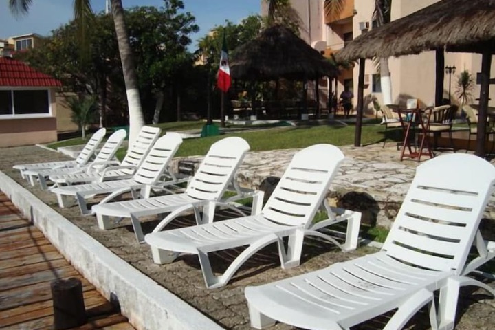 Sundeck