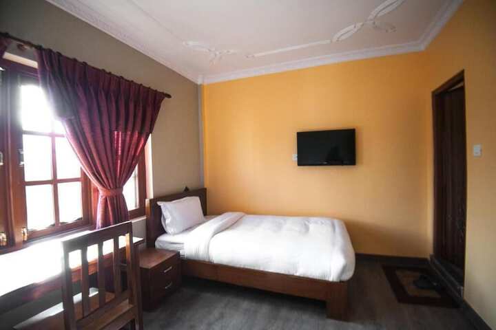 Room 11 of 51