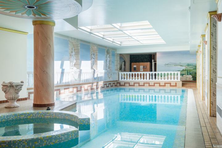Pool 57 of 86