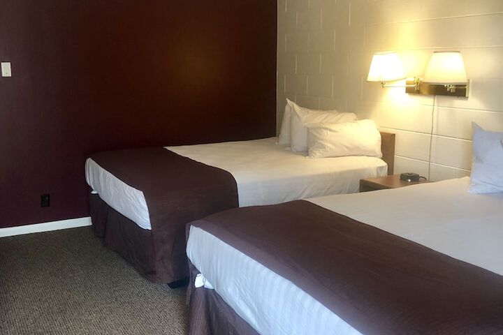 Room 5 of 20