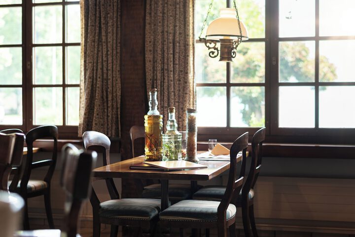 Dining 67 of 97