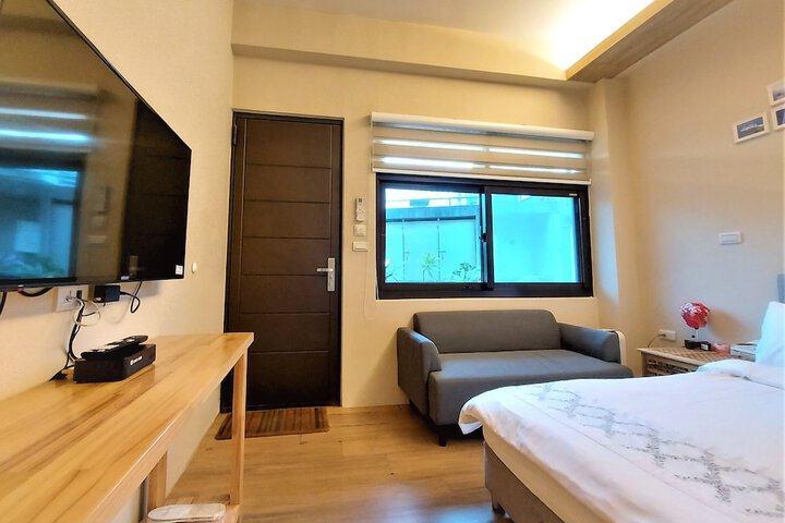 Room 25 of 92