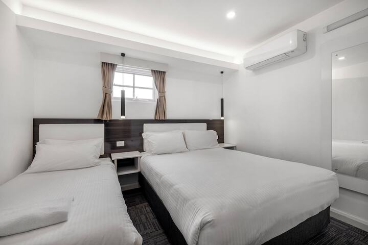 Room 15 of 55