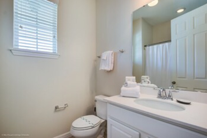 Room 15 of 136