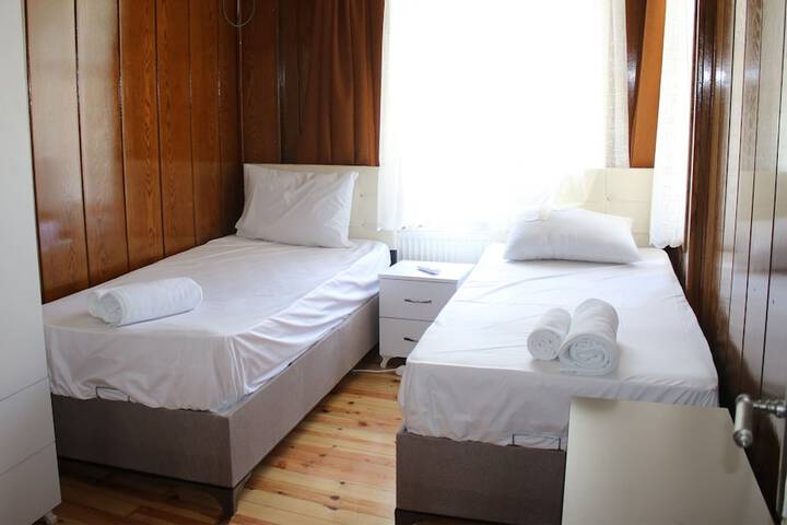 Room 21 of 63