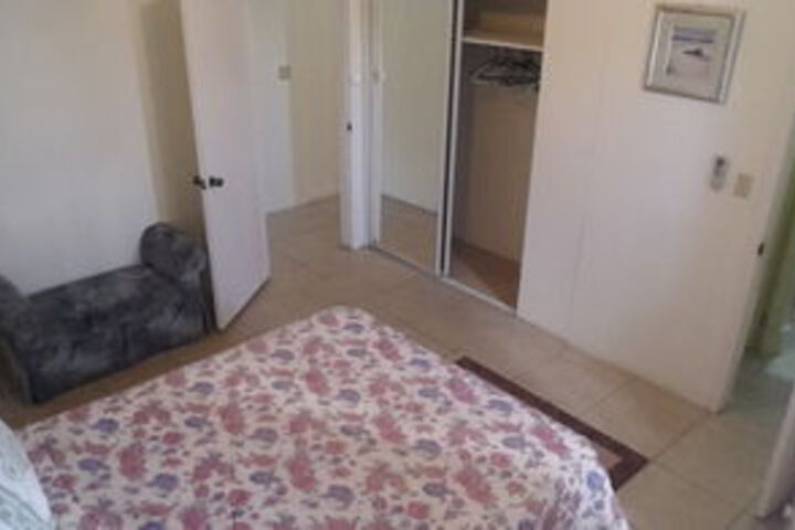 Room 14 of 34