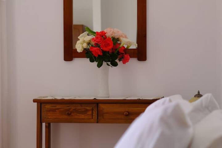 Room 28 of 110