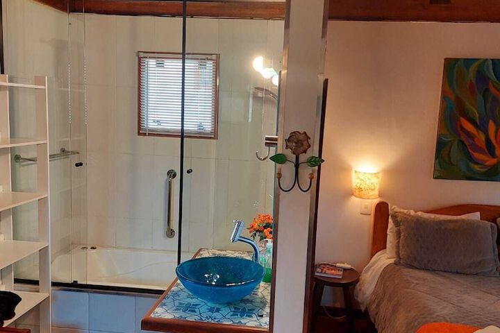 Room 27 of 54