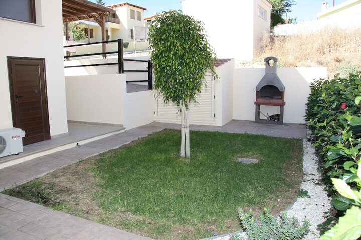 Terrace/Patio 25 of 43