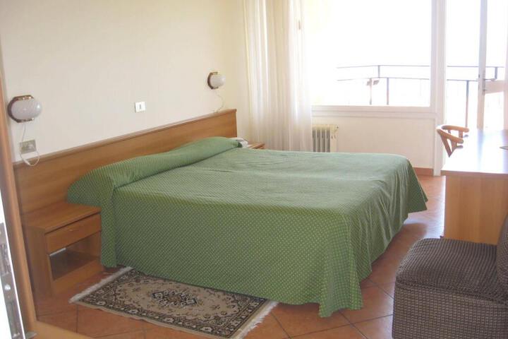 HOTEL SUSY