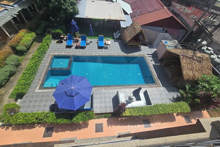 Pool 58 of 84