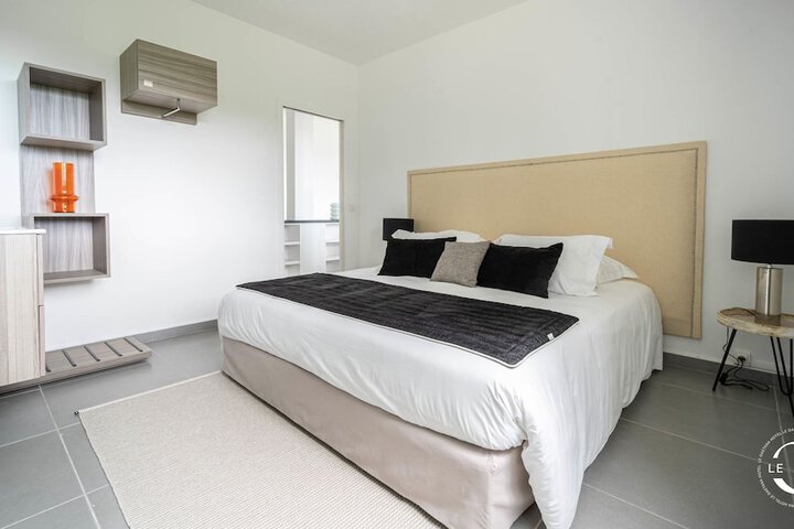 Room 4 of 88