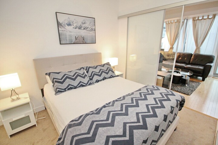 Room 5 of 69