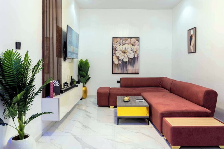 Room 20 of 37