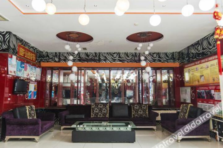 Hotel Interior 8 of 15
