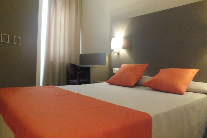 Room 12 of 81