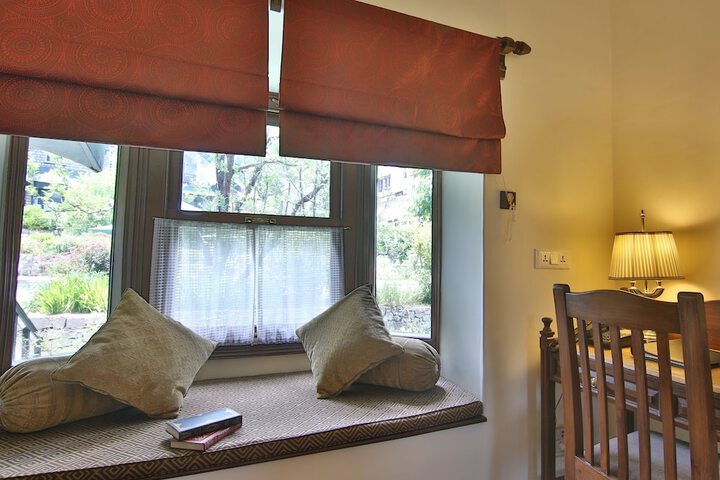 Room 9 of 50