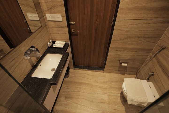 Room 39 of 49