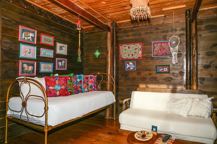 Room 9 of 73