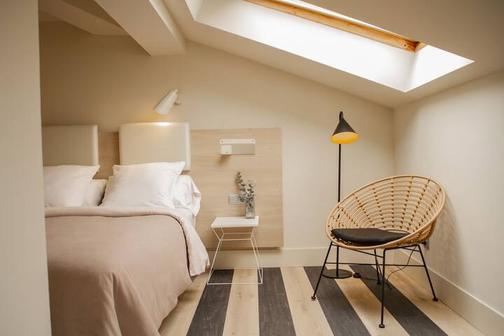 Room 5 of 29