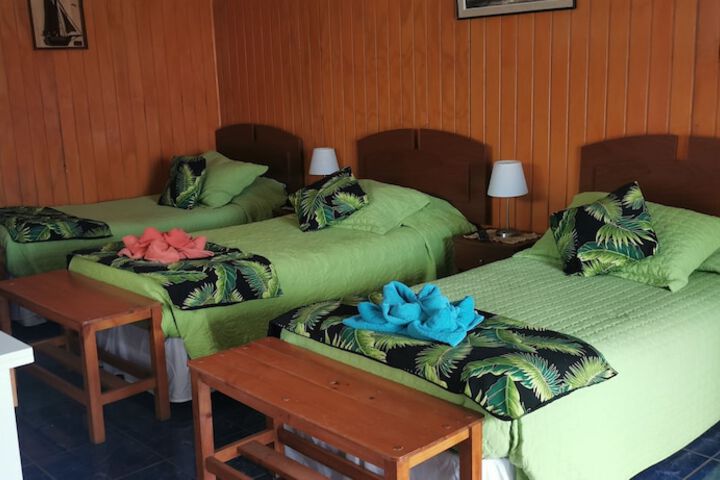 Room 10 of 48