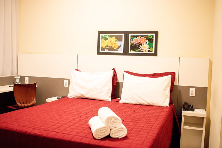 Room 28 of 70