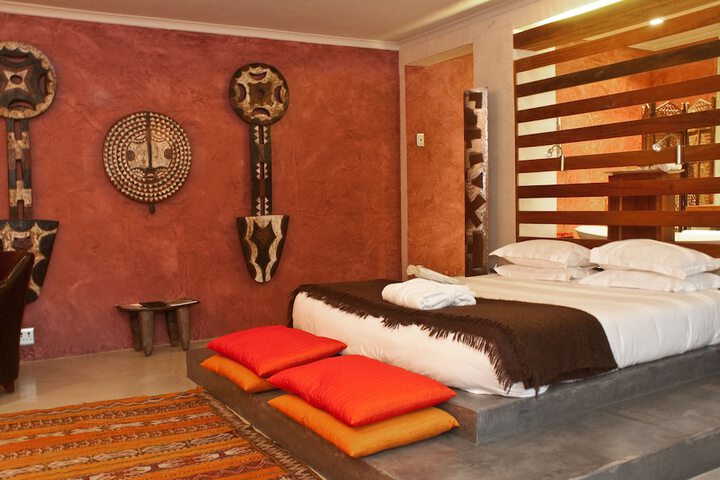 Room 2 of 69