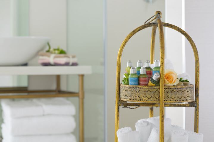 Room amenity