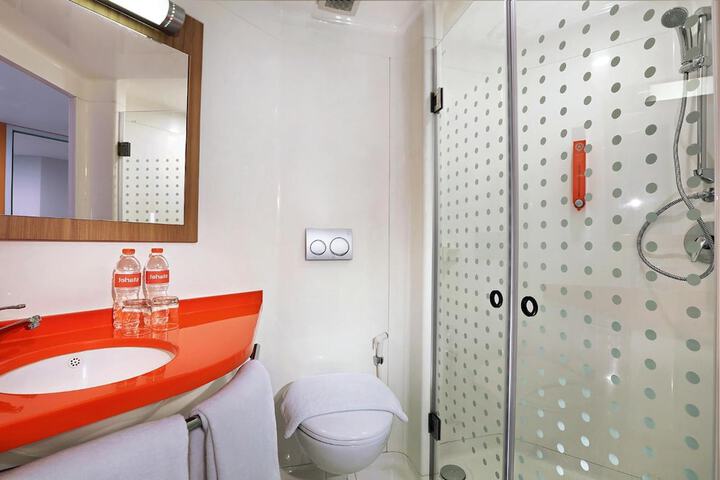 Bathroom Interior Photo