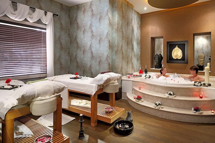 Spa 149 of 273