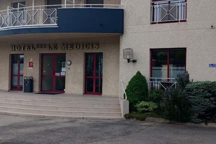 Hotel 143 of 143
