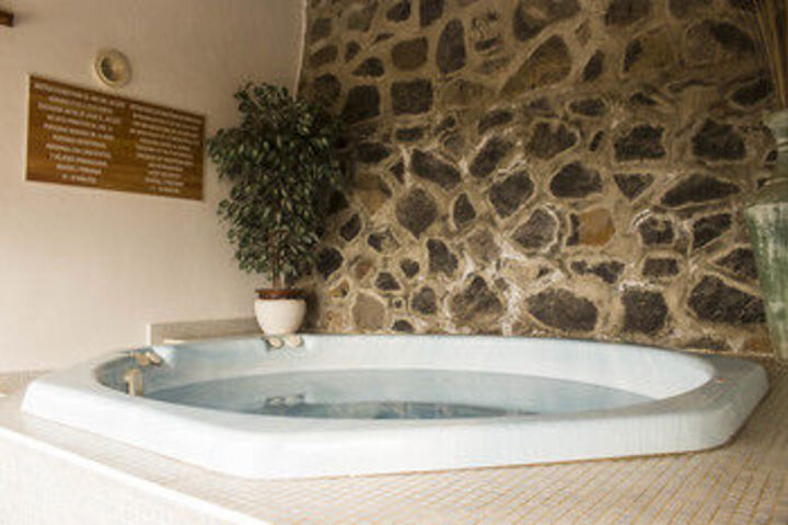 Spa 26 of 55