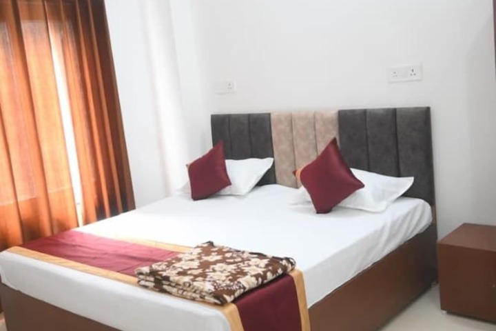 Room 5 of 27