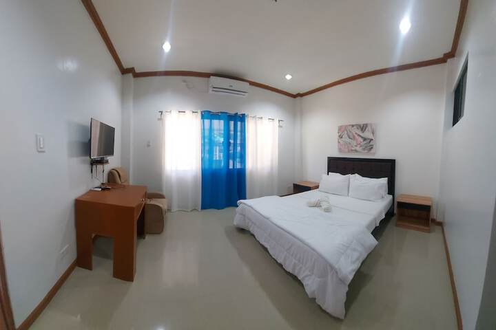 Room 12 of 21