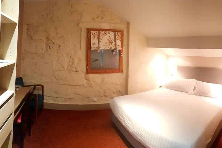 Room 15 of 56