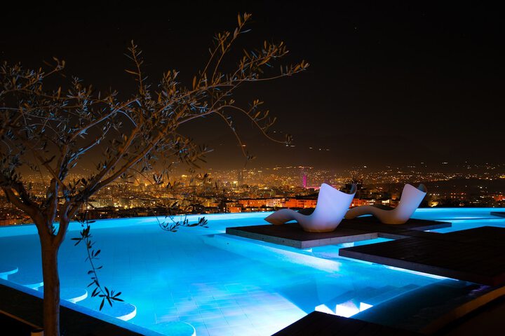 Pool 98 of 163