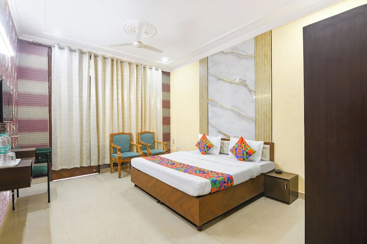Room 12 of 29