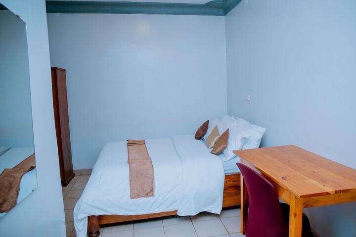 Room 20 of 40