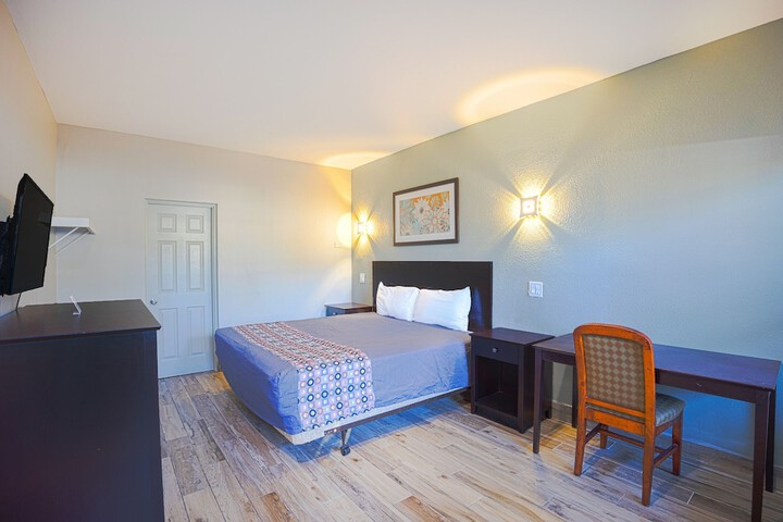 1 King Bed with Kitchenette (43 of 68)