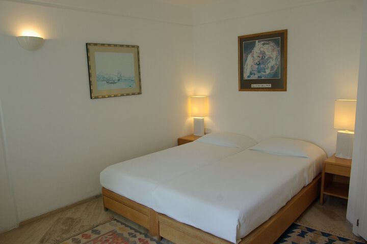 Room 5 of 26