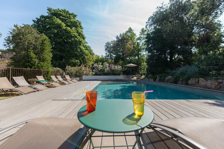Pool 71 of 115