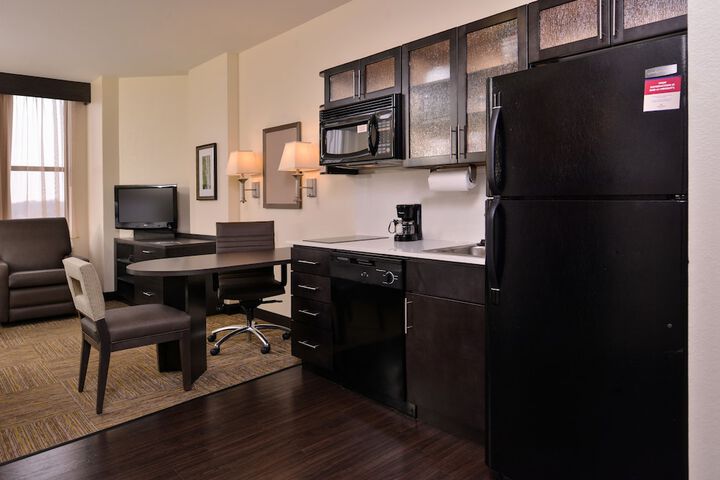 Room 13 of 61