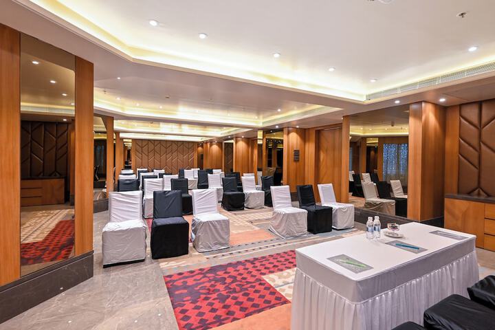 Business Center 164 of 181