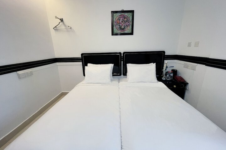 Room 11 of 47