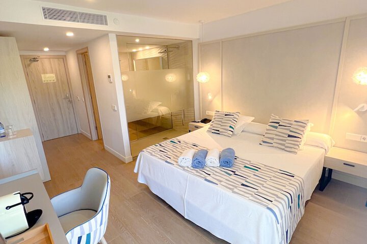 Room 20 of 101